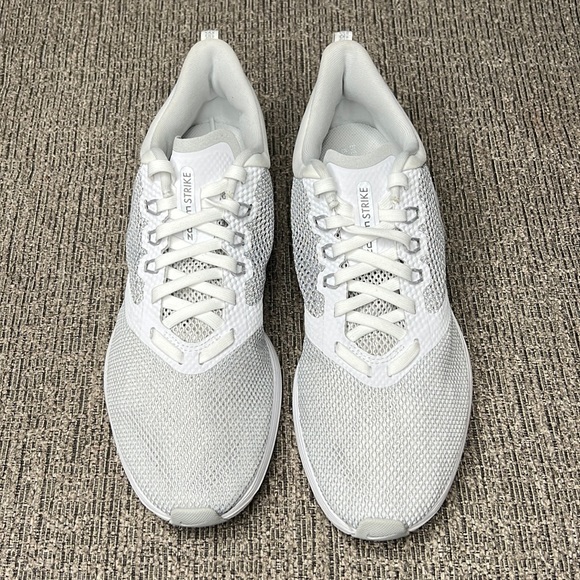 nike zoom strike white grey